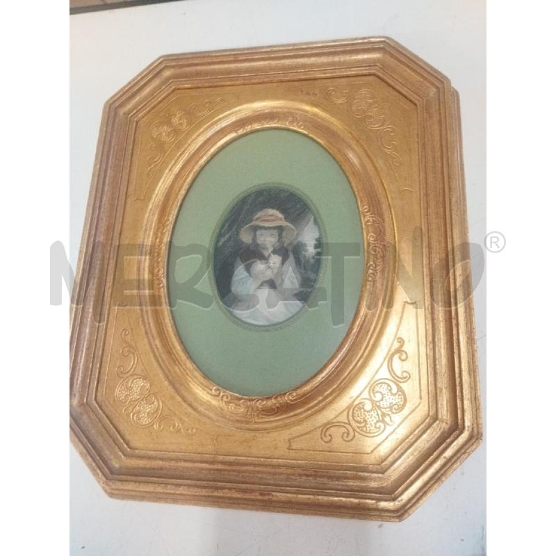 QUADRETTO VECCHIO DORATO STAMPA RAGAZZA CON GATTO | Mercatino dell'Usato Roma zona marconi 1