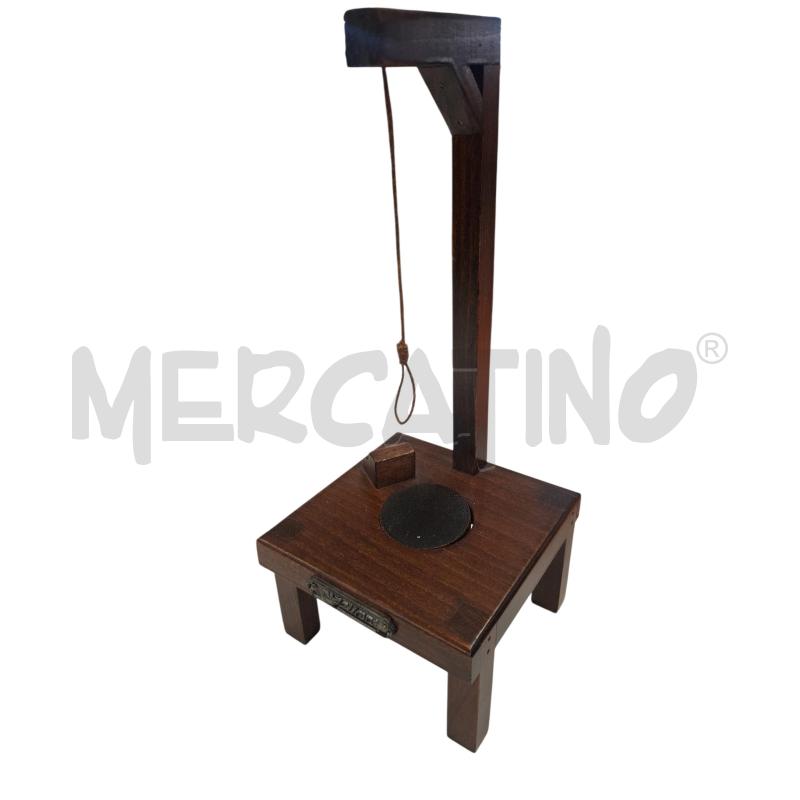 RIPRODUZIONE LEGNO GHIGLIOTTINA FORCA GALLOWS ALT 31 CM  | Mercatino dell'Usato Roma zona marconi 1