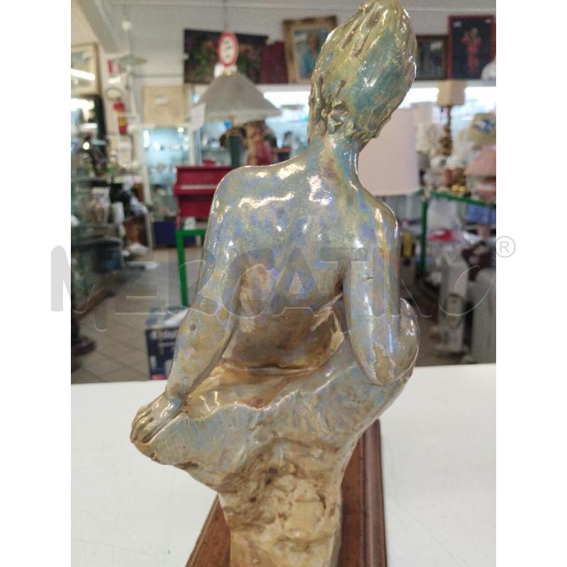 SCULTURA NUDO DI DONNA BASE LEGNO 31X16X41 | Mercatino dell'Usato Roma zona marconi 5