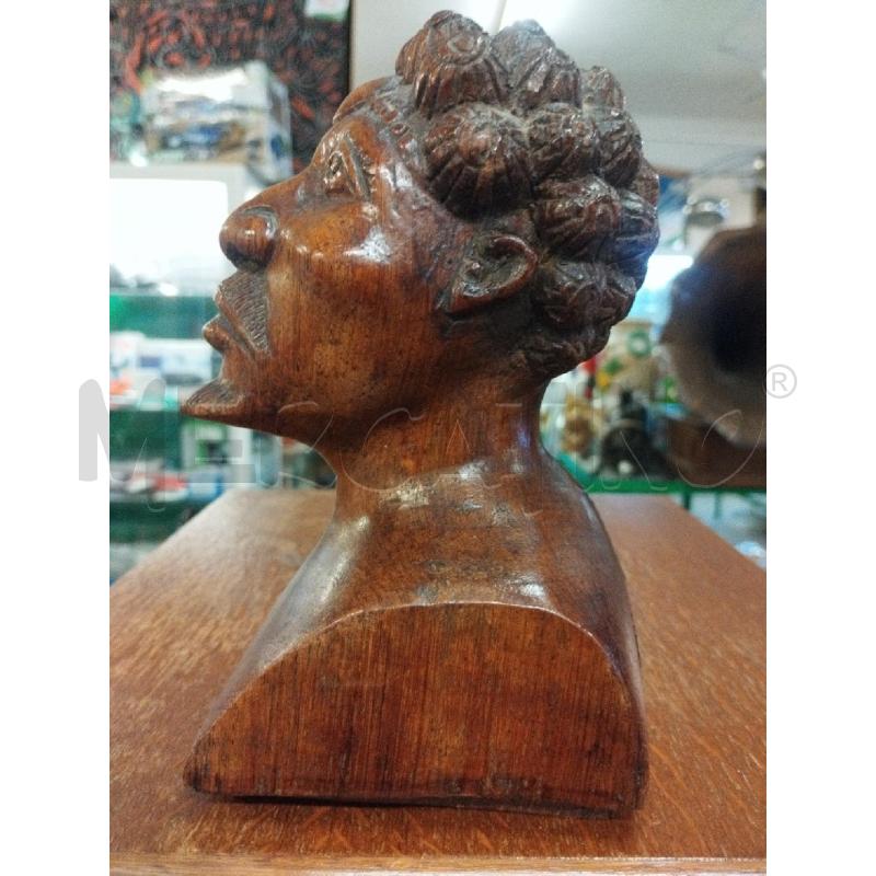 SCULTURA PICCOLA BUSTO UOMO LEGNO | Mercatino dell'Usato Roma zona marconi 2