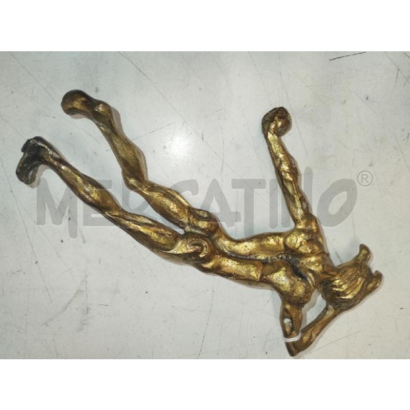 SCULTURA UOMO OTTONE CM 22 PESO 850GR | Mercatino dell'Usato Roma zona marconi 2