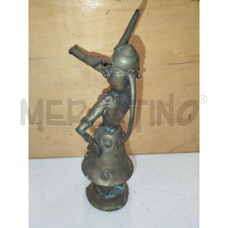 STATUINA MUSICISTA METALLO VINTAGE FLAUTO | Mercatino dell'Usato Roma zona marconi 3