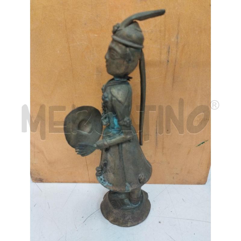STATUINA MUSICISTA VINTAGE METALLO PIATTI | Mercatino dell'Usato Roma zona marconi 2