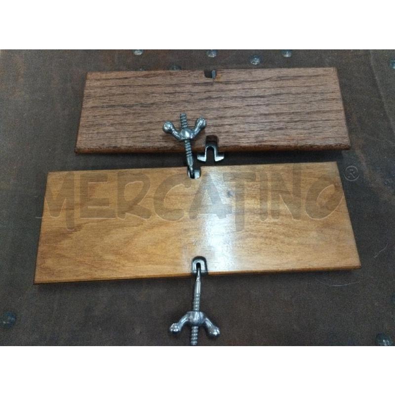 STIRA CRAVATTE LEGNO VINTAGE | Mercatino dell'Usato Roma zona marconi 3