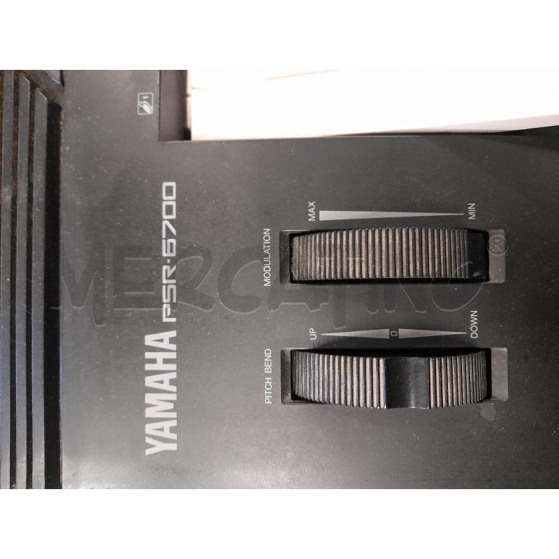 TASTIERA MUSICALE YAMAHA PSR-6700 C/SUPPORTO | Mercatino dell'Usato Roma zona marconi 3