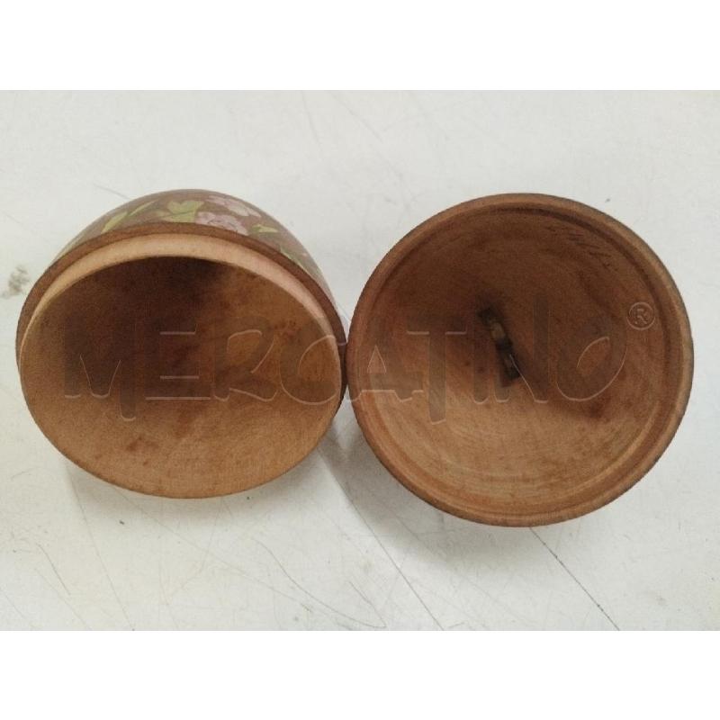 UOVO COLLEZIONE LEGNO DIPINTO FIORI | Mercatino dell'Usato Roma zona marconi 3