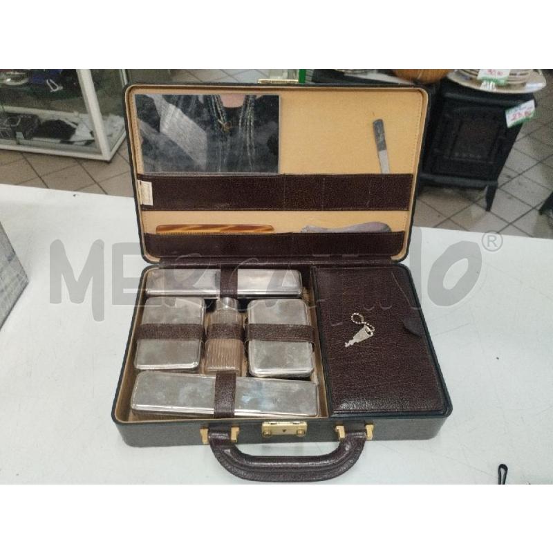VALIGETTA BEAUTY MARRONE VINTAGE | Mercatino dell'Usato Roma zona marconi 1