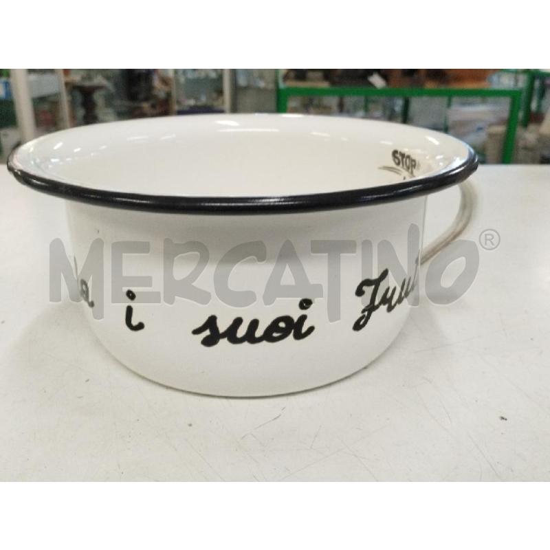 VASO DA NOTTE ORINALE PITALE CON SCRITTA E OCCHIO | Mercatino dell'Usato Roma zona marconi 4