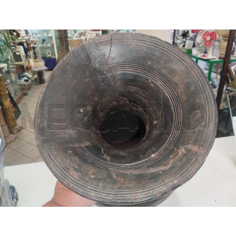VASO VECCHIO INDIANO LEGNO/METALLO CM 45 | Mercatino dell'Usato Roma zona marconi 2
