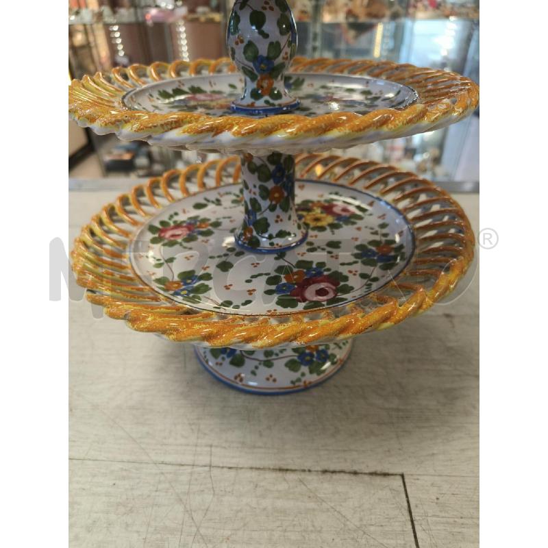 ALZATINA CERAMICA PER DOLCI CASTELLI | Mercatino dell'Usato Ciampino 2