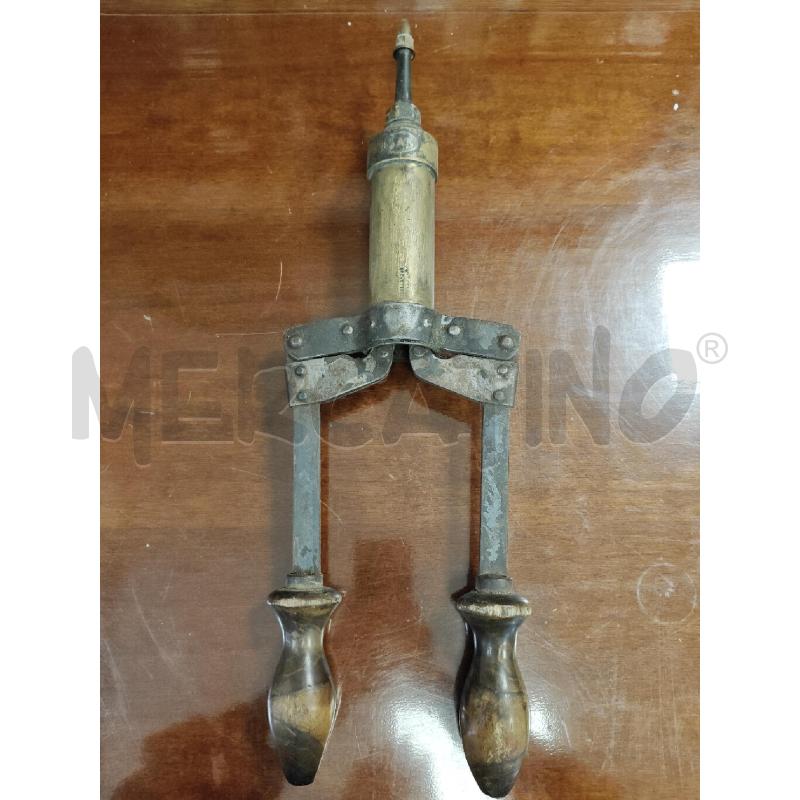 ATTREZZO PER ACQUA RAMATA ANTICO | Mercatino dell'Usato Ciampino 1