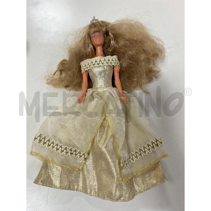 BAMBOLA GIOCHI PREZIOSI PRINCIPESSA VESTITO DORATO | Mercatino dell'Usato Ciampino 1
