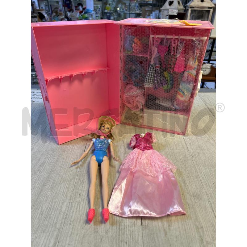 BARBIE CON BORSA ARMADIO PORTABAMBOLE E VESTITI | Mercatino dell'Usato Ciampino 1