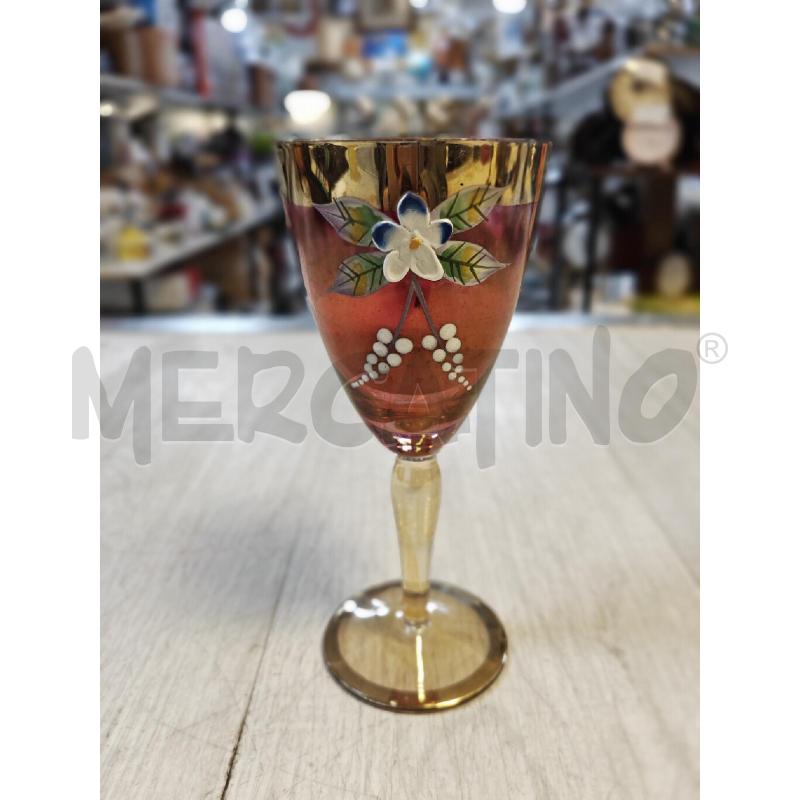 BICCHIERE ROSSO E DORATO CON FIORI DIPINTI | Mercatino dell'Usato Ciampino 1