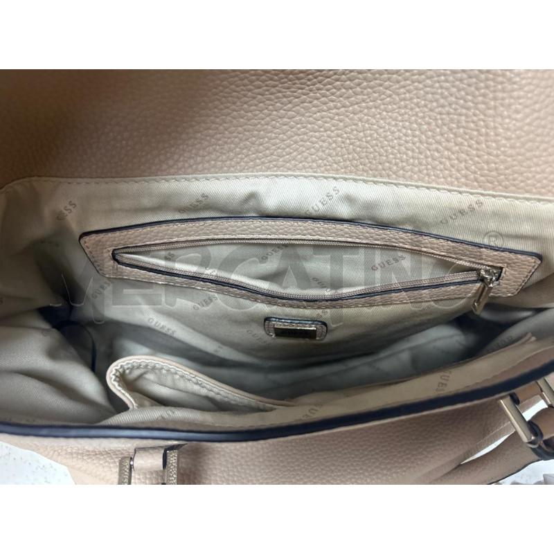 BORSA DONNA GUESSBEIGE A SPALLA E A MANO | Mercatino dell'Usato Ciampino 5