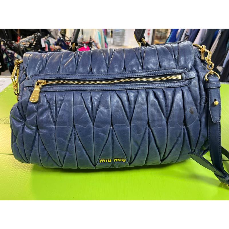 BORSA DONNA MIU MIU IN PELLE BLU | Mercatino dell'Usato Ciampino 4