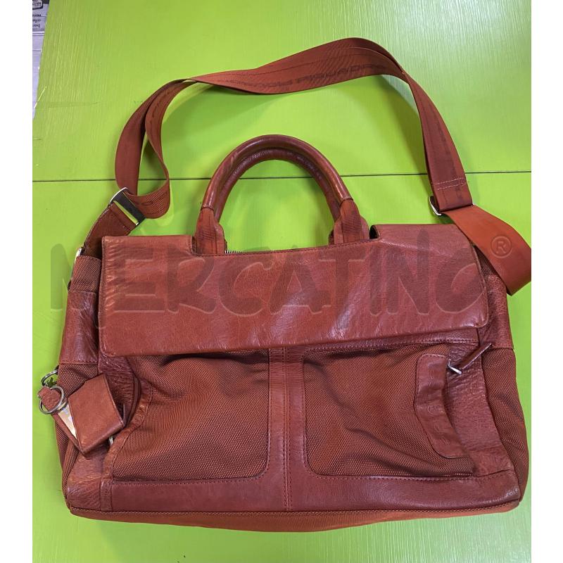 BORSA DONNA PIQUADRO TRACOLLA PORTA PC MARR  | Mercatino dell'Usato Ciampino 1