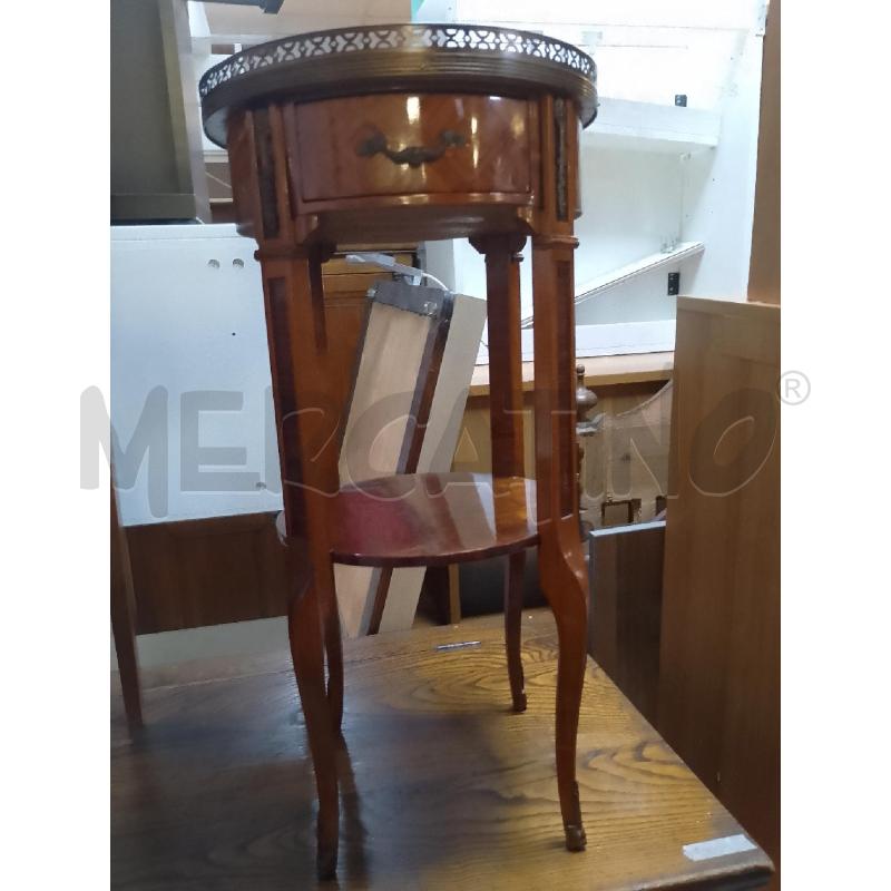 COMODINO/TAVOLINO EPOCA CASSETTO | Mercatino dell'Usato Ciampino 1