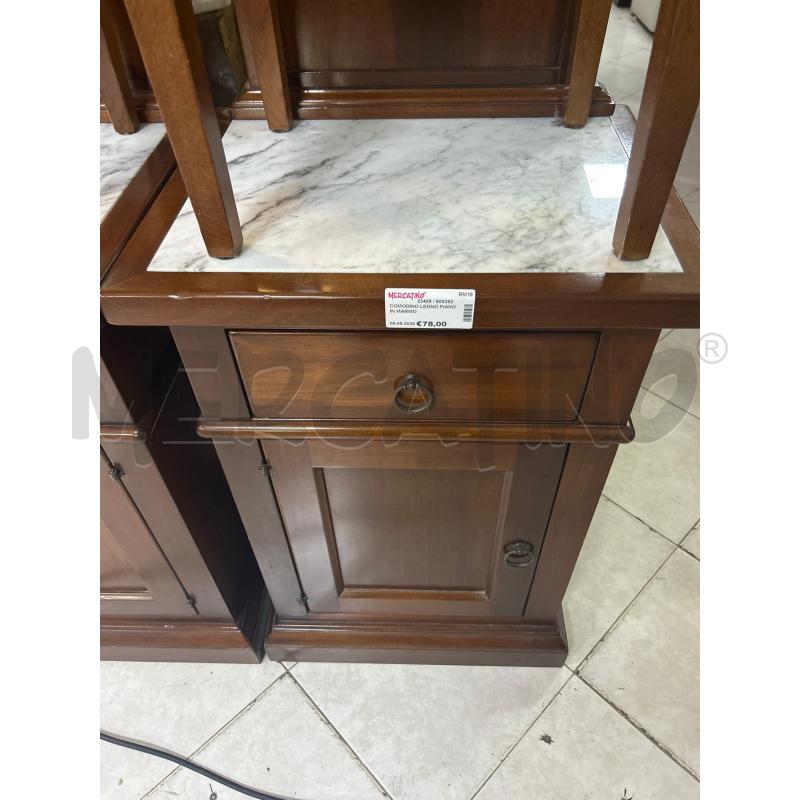 COMODINO LEGNO PIANO IN MARMO | Mercatino dell'Usato Ciampino 1