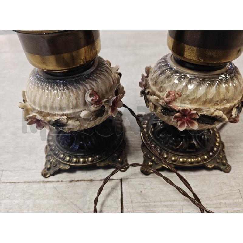 COPPIA APPLIQUE IN CAPODIMONTE AMPOLLA IN VETRI | Mercatino dell'Usato Ciampino 2