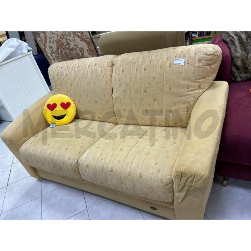 DIVANO LETTO DOIMO GIALLO | Mercatino dell'Usato Ciampino 1