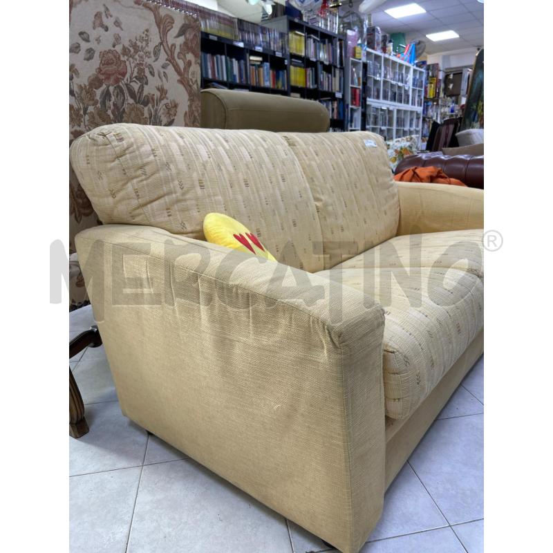 DIVANO LETTO DOIMO GIALLO | Mercatino dell'Usato Ciampino 3