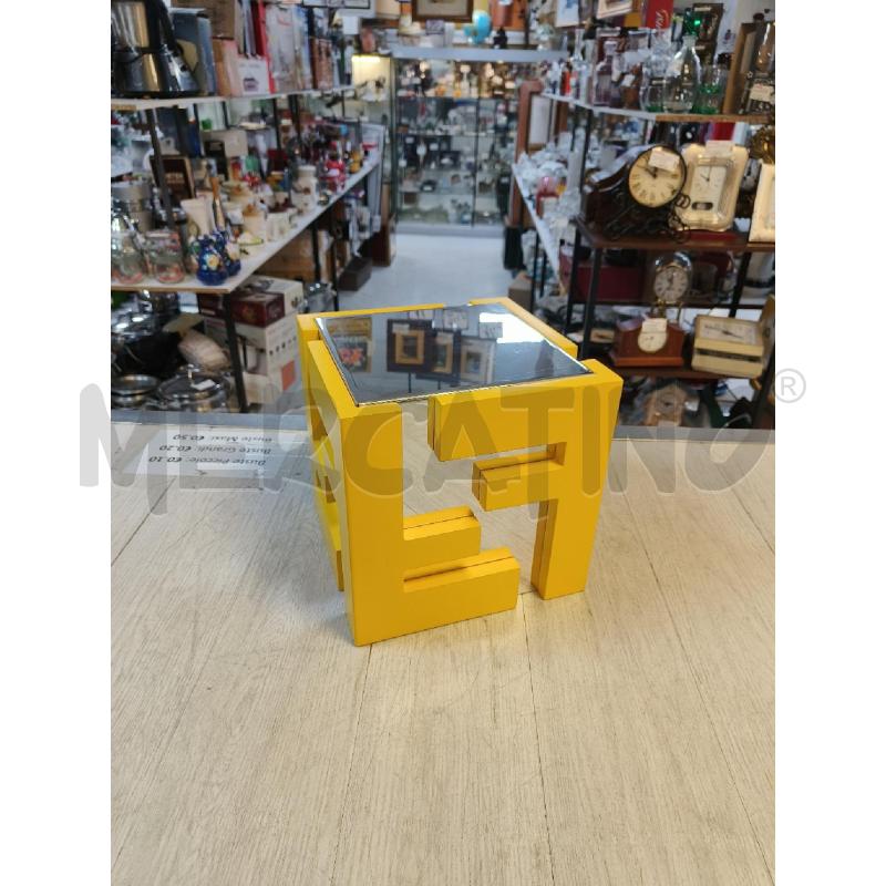 ESPOSITORE GIALLO FENDI | Mercatino dell'Usato Ciampino 5