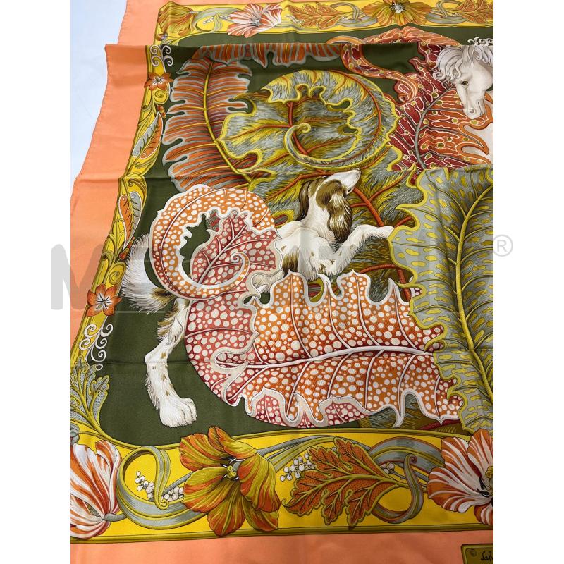 FOULARD FANT ARANCIO FERRAGAMO NO ETICHETTA | Mercatino dell'Usato Ciampino 2