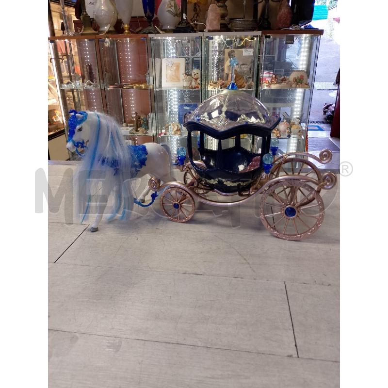 GIOCO CARROZZA BARBIE BLU CON CAVALLO | Mercatino dell'Usato Ciampino 1