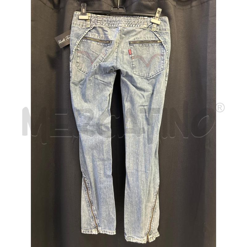 JEANS DONNA LEVI'S  | Mercatino dell'Usato Ciampino 3