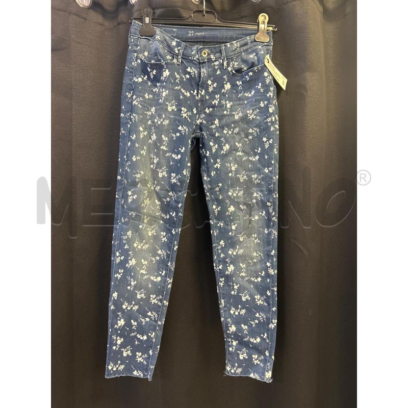 JEANS DONNA LEVI'S SKINNY FIORI BIANCHI  | Mercatino dell'Usato Ciampino 1