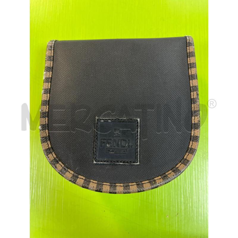KIT PULIZIA SCARPE FENDI  | Mercatino dell'Usato Ciampino 1