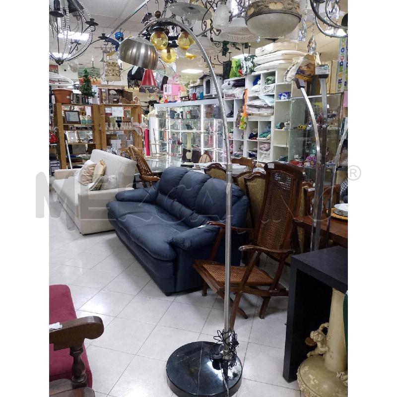 LAMPADA ARCO BASE MARMO NERO | Mercatino dell'Usato Ciampino 1