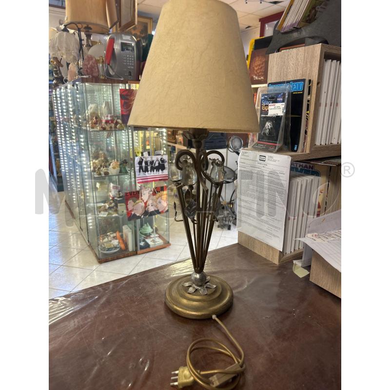 LAMPADA IN FERRO CON ROSE IN VETRO | Mercatino dell'Usato Ciampino 1
