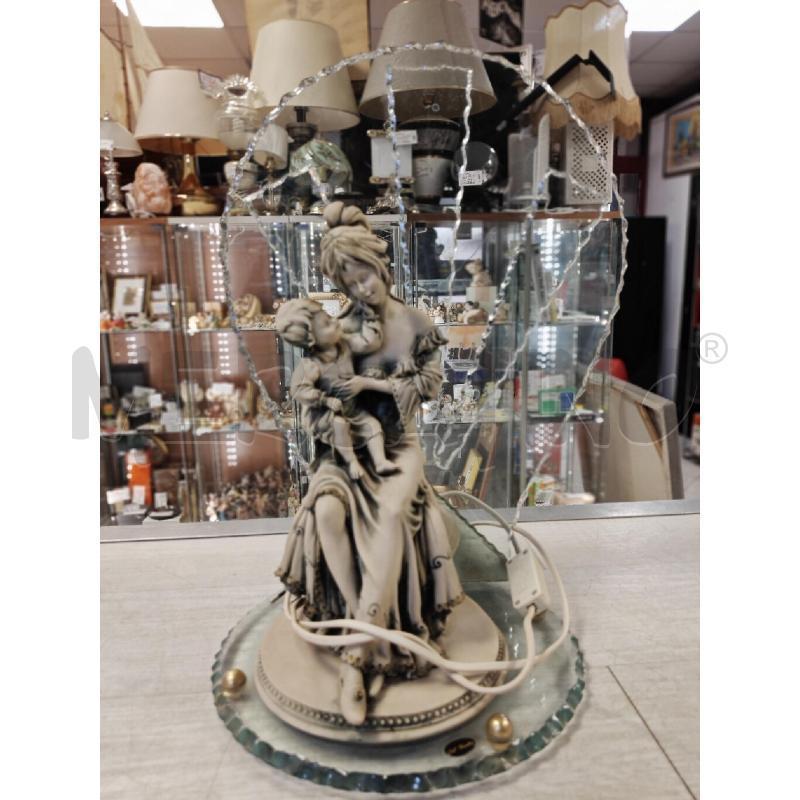 LAMPADA SCULTURA MATERNITA FIRMA DEL VECCHIO | Mercatino dell'Usato Ciampino 2