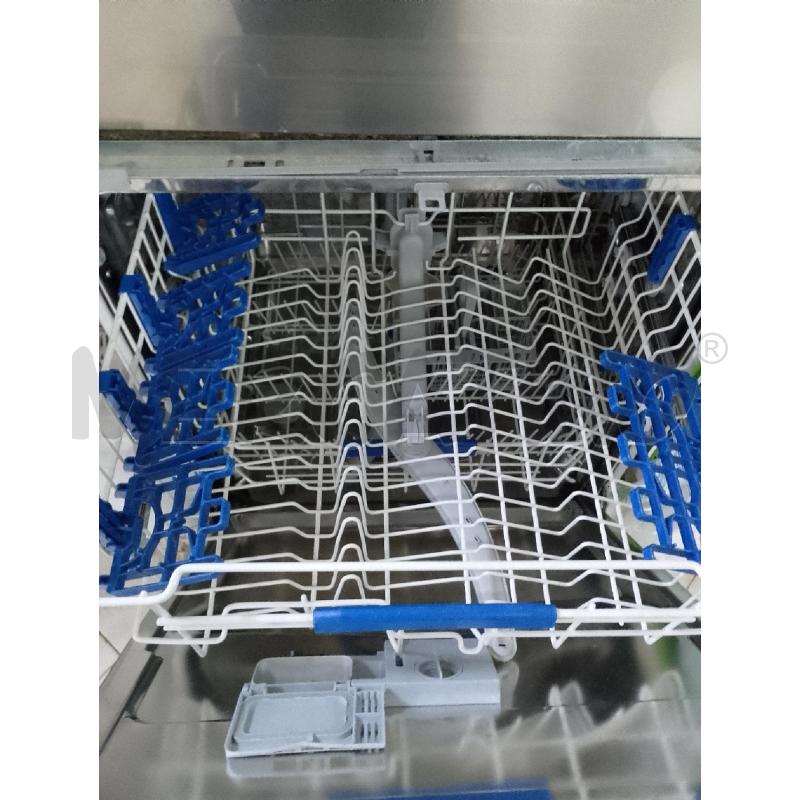 LAVASTOVIGLIE INDESIT | Mercatino dell'Usato Ciampino 4