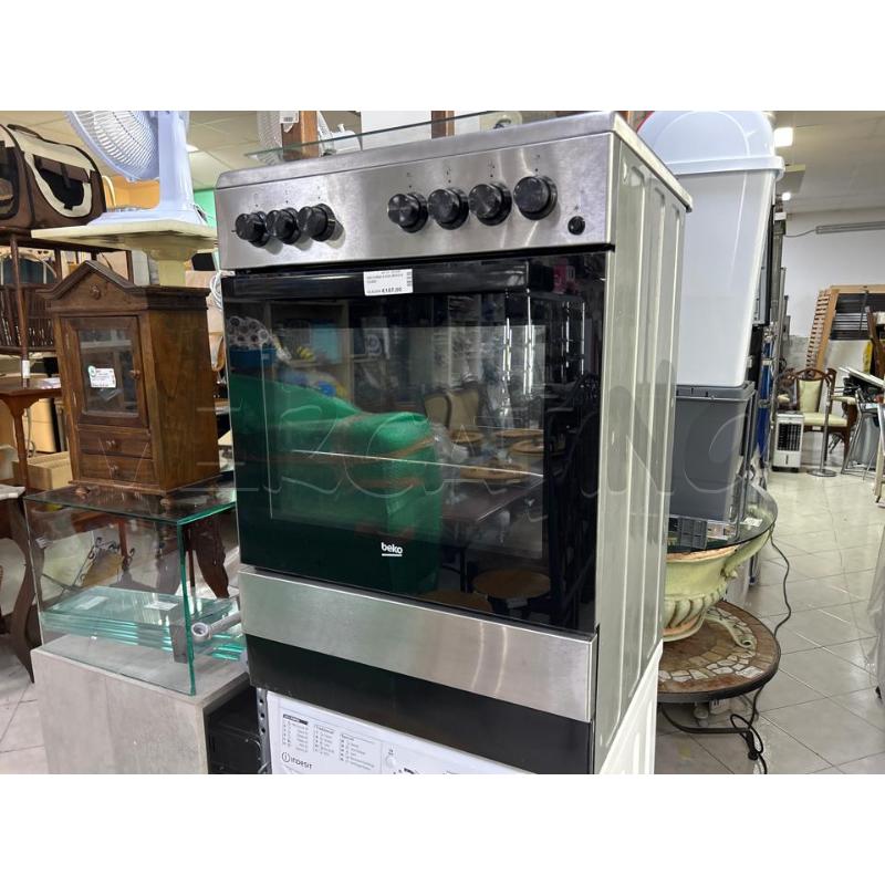 MACCHINA A GAS BEKO ACCIAIO | Mercatino dell'Usato Ciampino 1