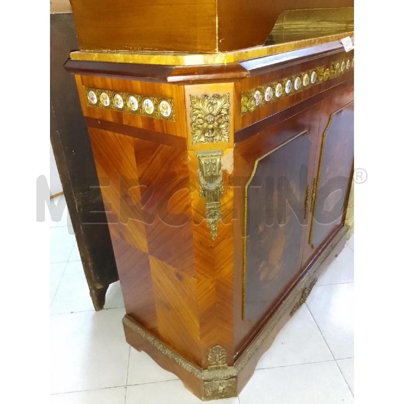 MOBILETTO IN LEGNO CON PIANO IN MARMO E DECORI IN BRONZO | Mercatino dell'Usato Ciampino 5