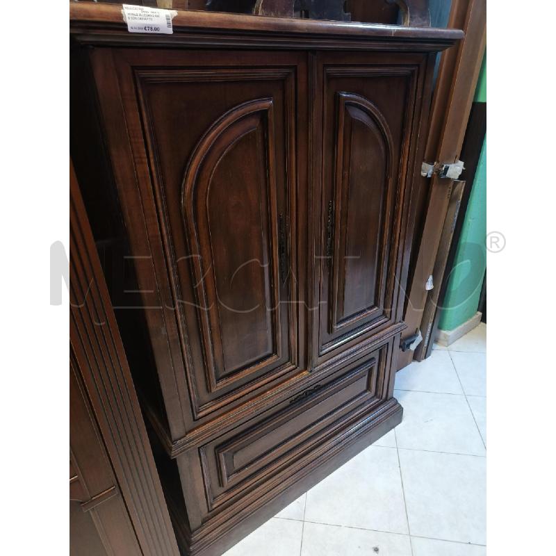 MOBILE IN LEGNO 2 ANTE CON CASSETTO | Mercatino dell'Usato Ciampino 1