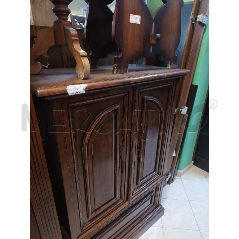 MOBILE IN LEGNO 2 ANTE CON CASSETTO | Mercatino dell'Usato Ciampino 4