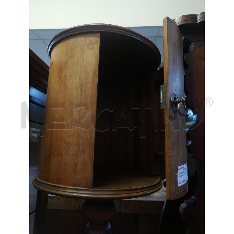MOBILE TONDO IN LEGNO CON SPORTELO PORTABOTTIGLIE | Mercatino dell'Usato Ciampino 3
