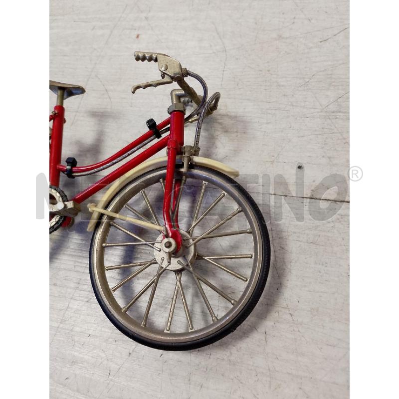 MODELLINO BICICLETTA VINTAGE ROSSA | Mercatino dell'Usato Ciampino 2