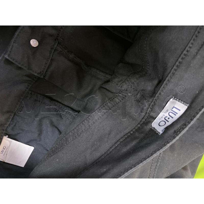 PANTALONE DONNA LIU JO NERO SOTTO RICAMO  | Mercatino dell'Usato Ciampino 3