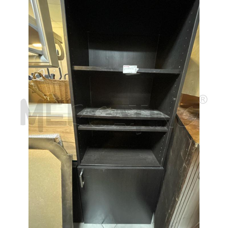 PARETE NERA CON LIBRERIA  | Mercatino dell'Usato Ciampino 1