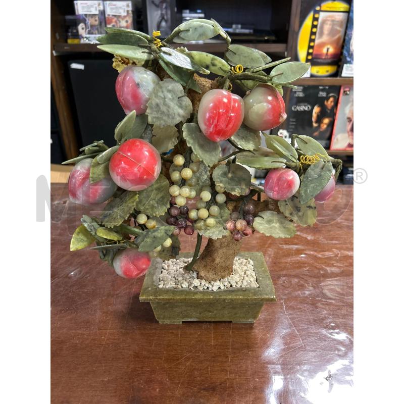 PIANTA IN PIETRA CON FRUTTA | Mercatino dell'Usato Ciampino 1