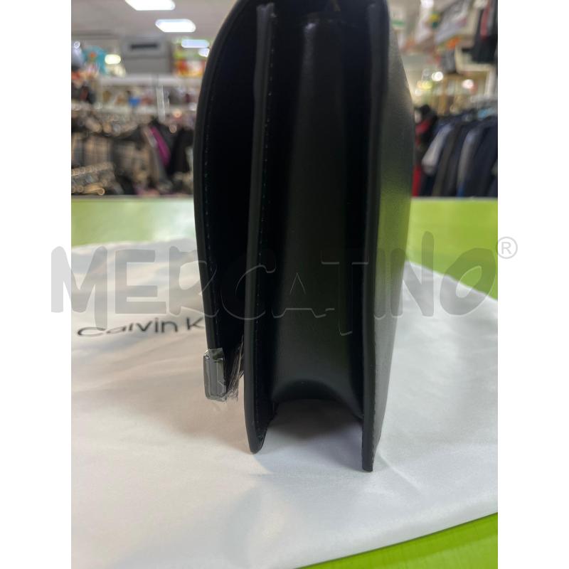 POCHETTE CALVIN KLEIN NUOVA NERA | Mercatino dell'Usato Ciampino 2