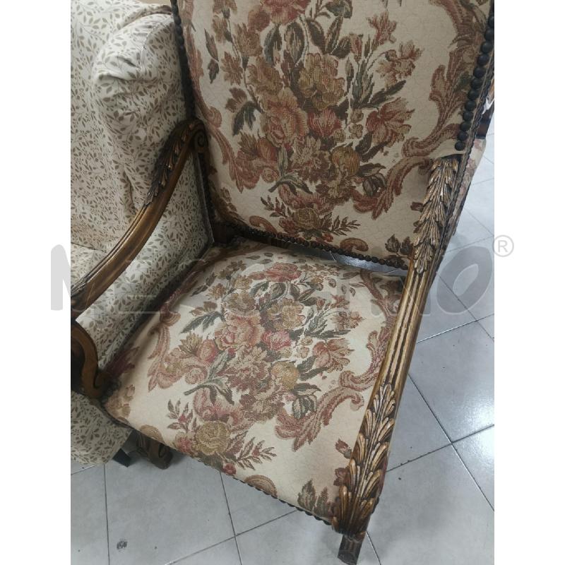POLTRONA IN LEGNO DORATA CON TESSUTO FIORI | Mercatino dell'Usato Ciampino 5