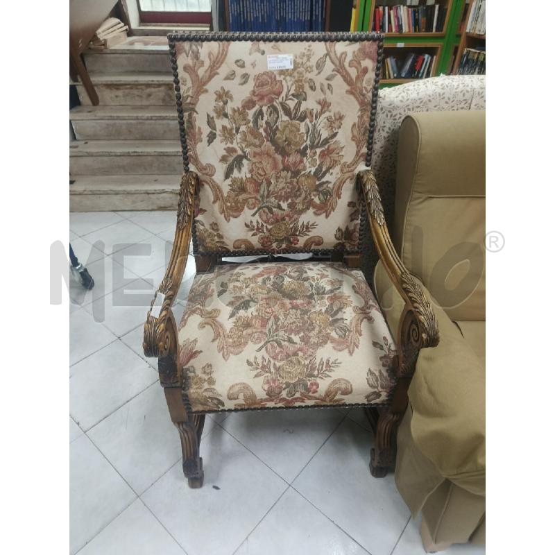 POLTRONA IN LEGNO DORATA CON TESSUTO FIORI | Mercatino dell'Usato Ciampino 1