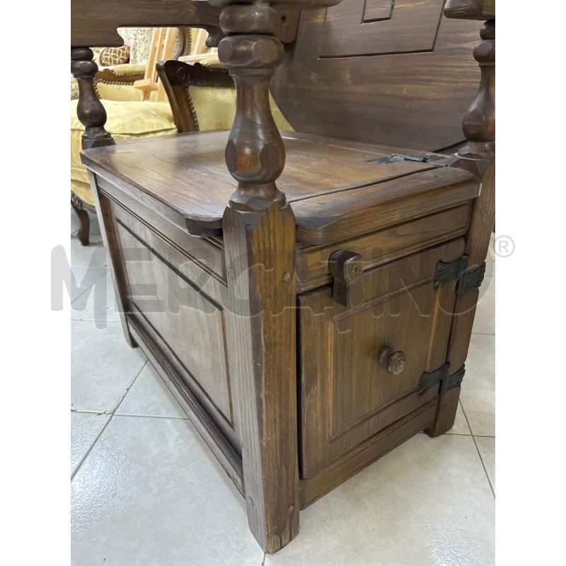POLTRONA TAVOLO LEGNO EPOCA | Mercatino dell'Usato Ciampino 2