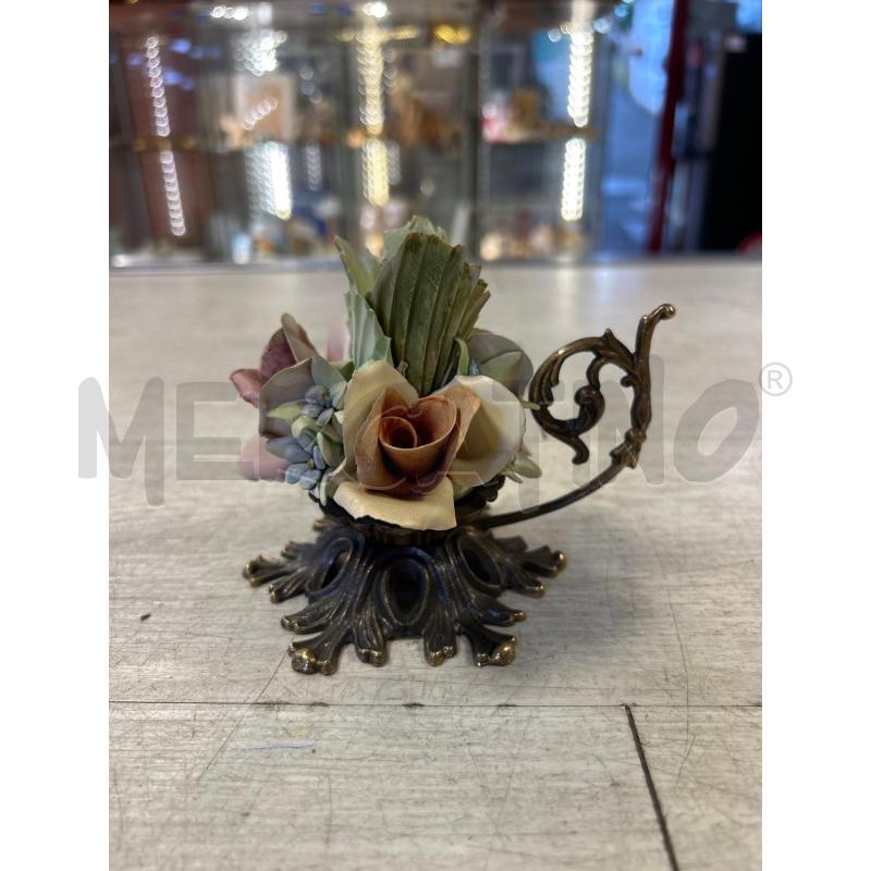 PORTA CANDELA IN CERAMICA FIORE SU BASE IN FERRO | Mercatino dell'Usato Ciampino 1